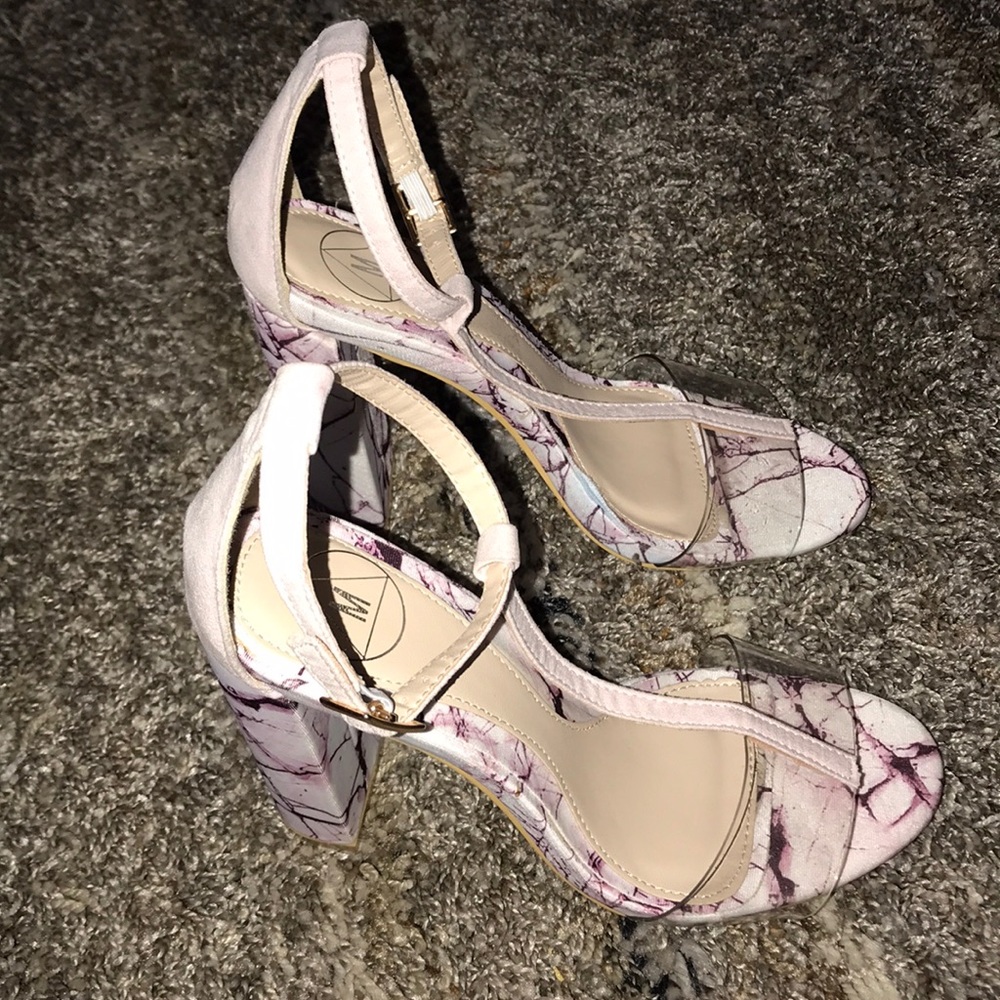 M Women’s shoes heels size 7 color pink